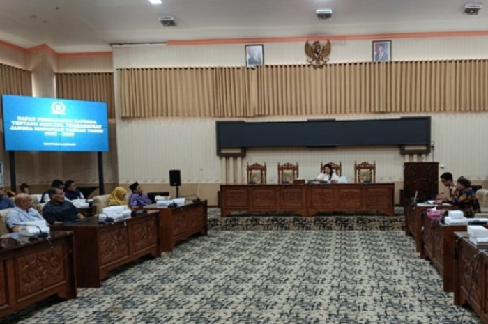 DPRD Banyuwangi Gelar Publik Hearing Raperda RPJMD 2025–2029, Serap Masukan Masyarakat