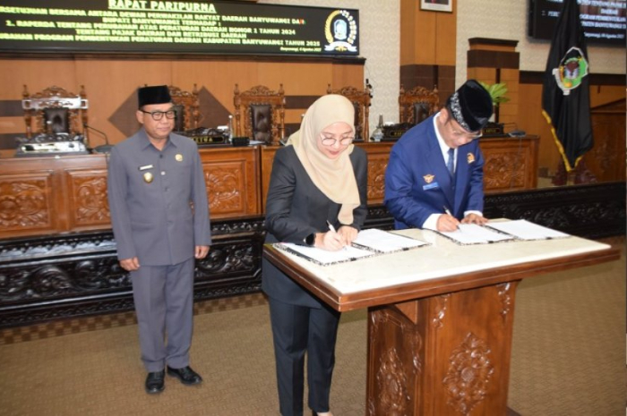 DPRD Banyuwangi Sahkan Perubahan Perda Pajak dan Retribusi Daerah