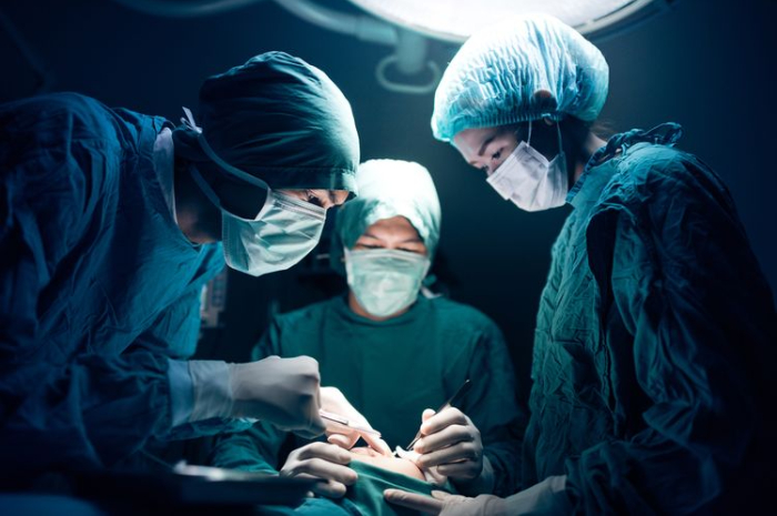 Tak Perlu Dirujuk ke Luar Daerah, RSUD Genteng Kini Mampu Tangani Radical Cystectomy