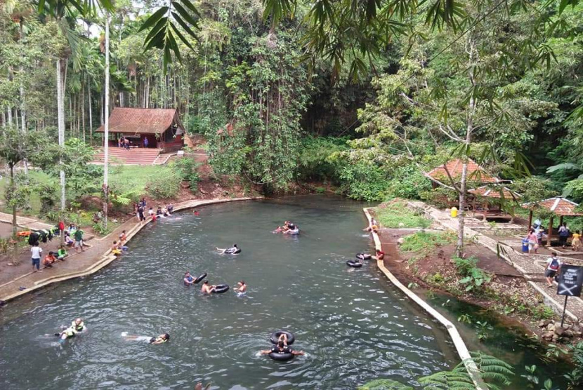 Wisata Sendang Seruni Banyuwangi Pas Untuk Berlibur Lebaran 