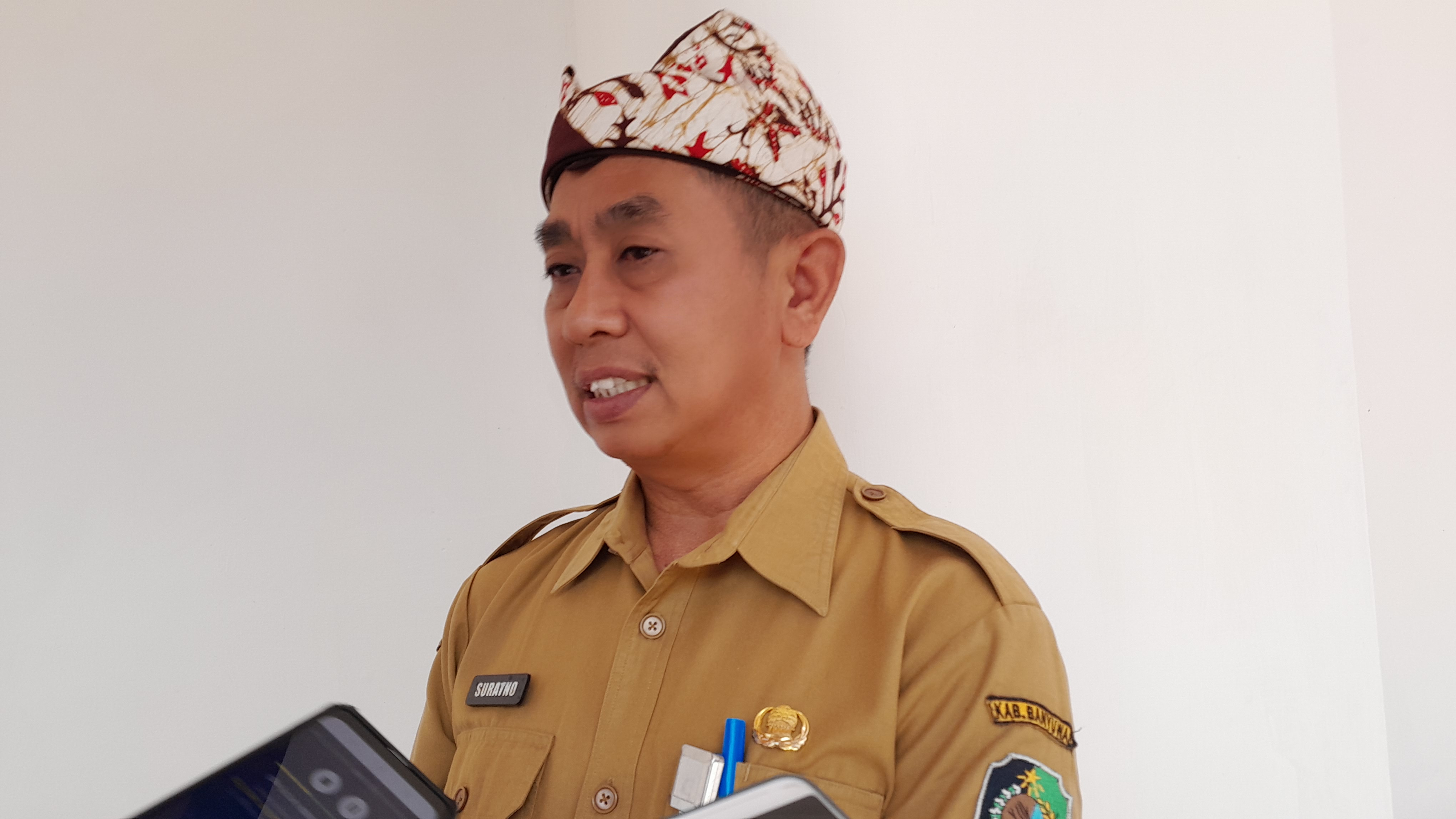 Kadispendik Tak Segan Tindak Sekolah yang Patok Tarif Tinggi untuk Seragam