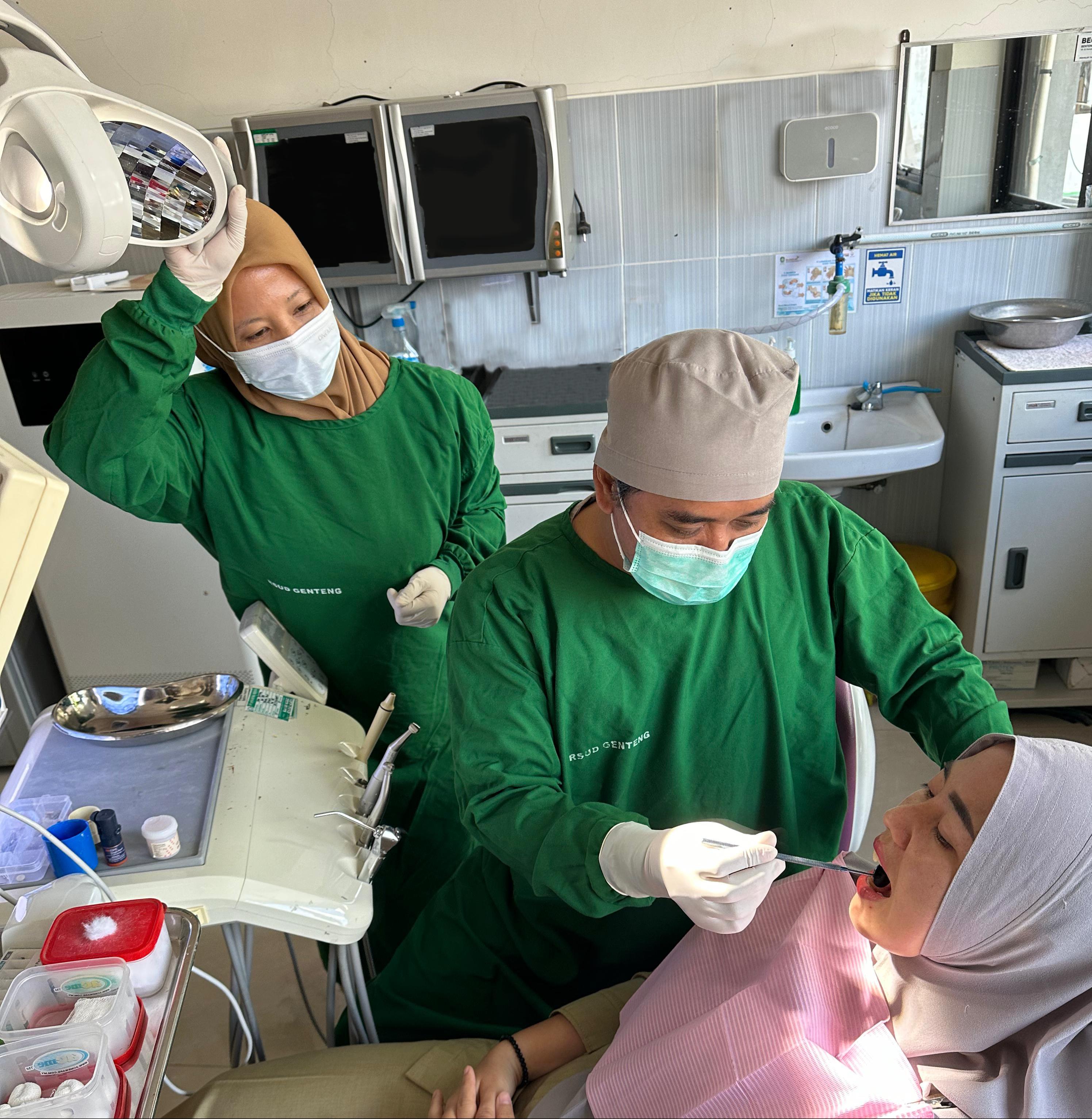 RSUD Genteng Ingatkan Bahaya Periodontitis: Dari Plak hingga Gigi Lepas